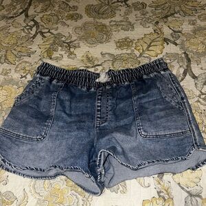 Women’s Jean shorts